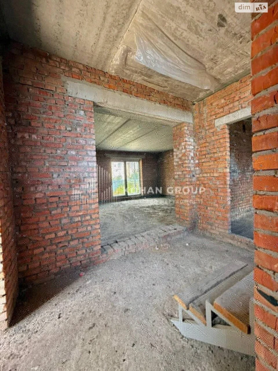 Продаж Дім