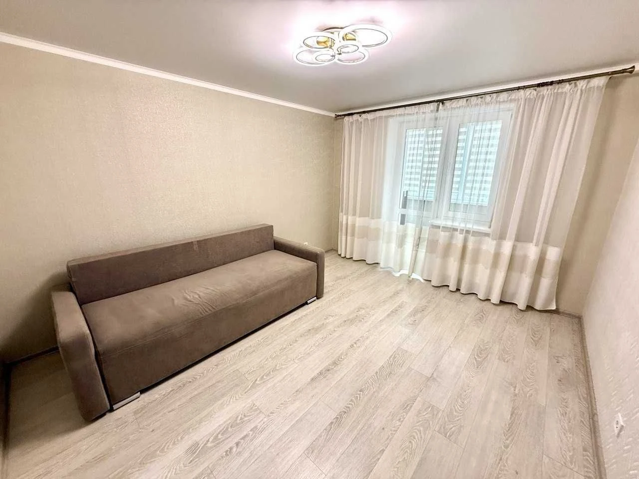 Продаж 2 к. квартири. Ремонт. АГВ. Академічний.