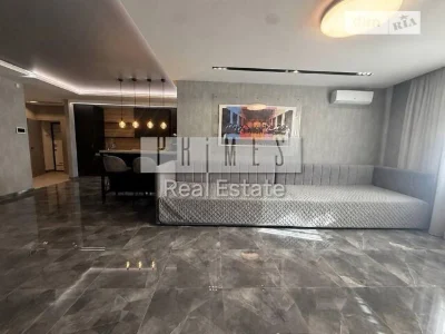 Продаж 2к квартири 92.2 кв. м на вул. Ризька 73Г • ID 345732