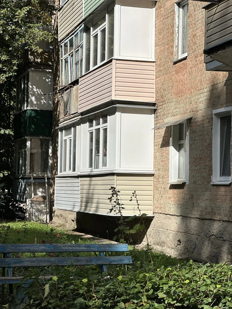 Однокімнатна. Захисників Украіни.