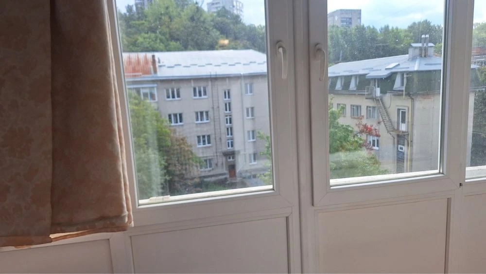 Продаж 3 кімнатної квартири по вул. Кастелівка( Медик)