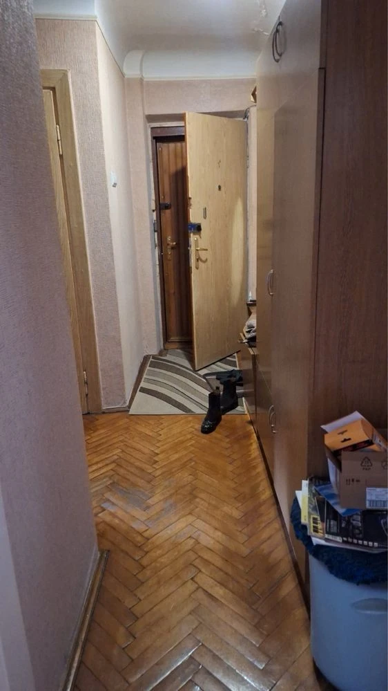 Продаж 3 кімнатної квартири по вул. Кастелівка( Медик)