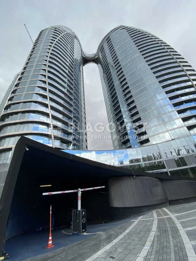 Продаж 1кімн. квартири 63м2 у ЖК"Taryan Towers" без ремонту