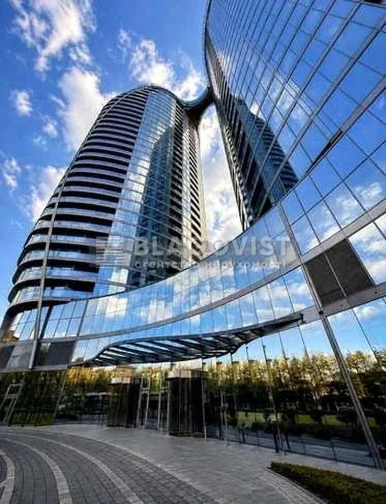 Продаж 1кімн. квартири 63м2 у ЖК"Taryan Towers" без ремонту