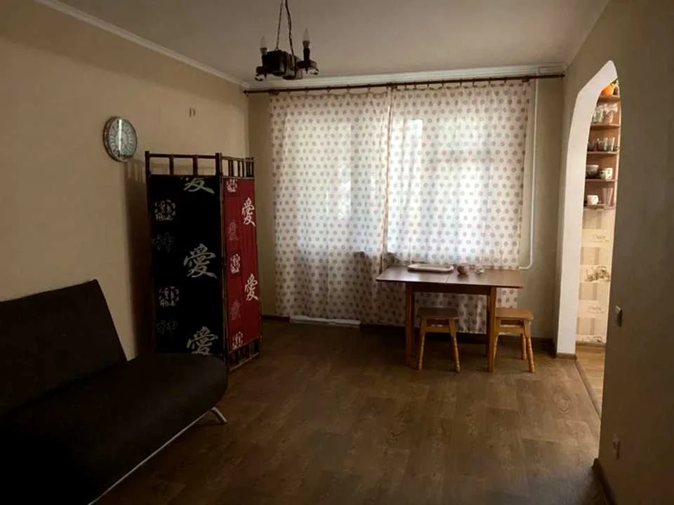 Квартира. Одеса, Небесної Сотні просп.