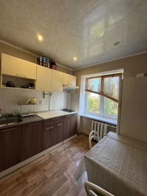 Продам 1 кімнатну квартиру Центральний Аеропорт