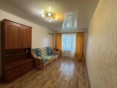 Продам 1 кімнатну квартиру Центральний Аеропорт