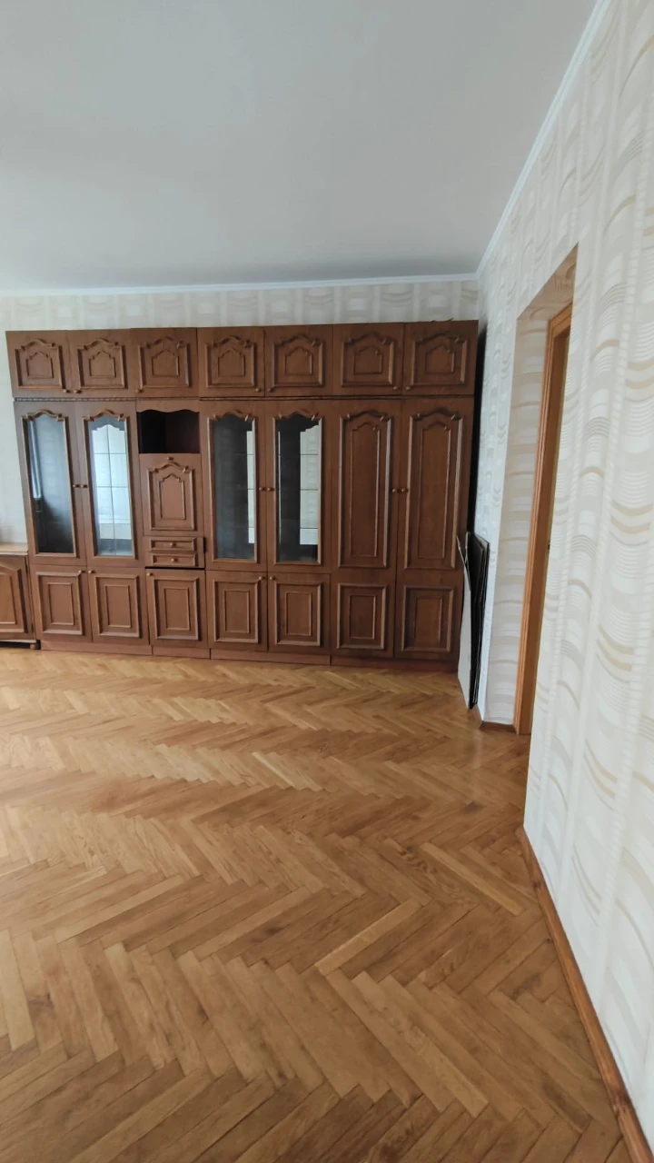 Продаж квартири з великою площею!