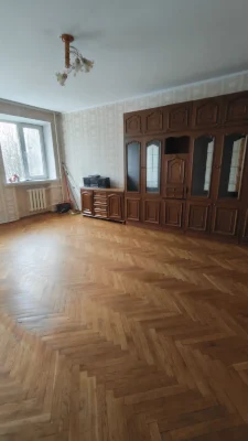 Продаж квартири з великою площею!