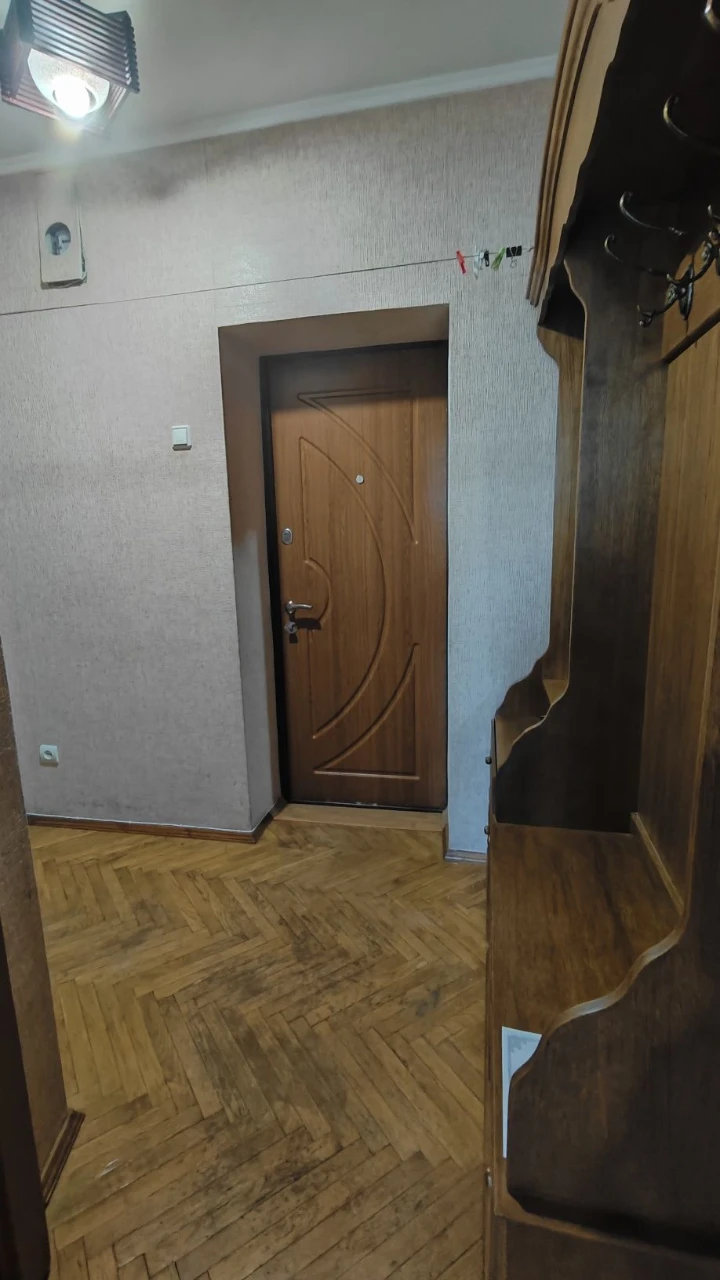 Продаж квартири з великою площею!