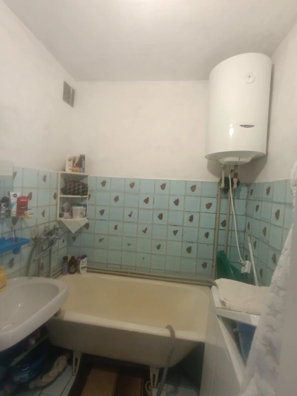 Продам 3кімнатну квартиру у цегляному будинку на Богунії