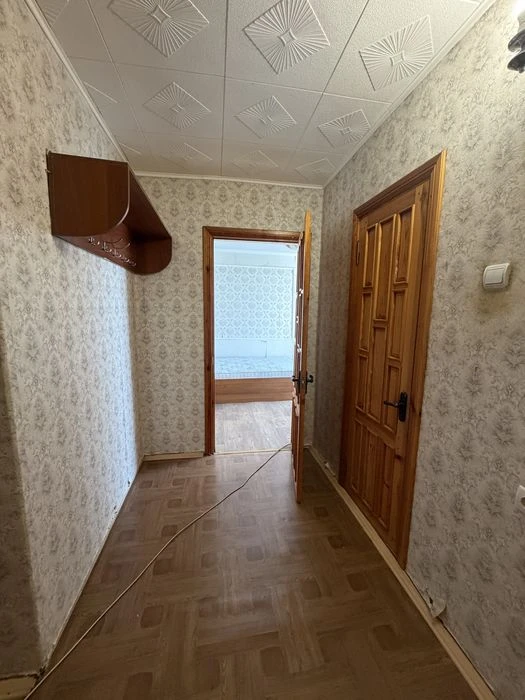 Продається простора 4-кімнатна квартира біля 5 ліцею | Панор