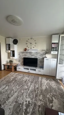 Продаж 3-кім квартири на Польовій з АО