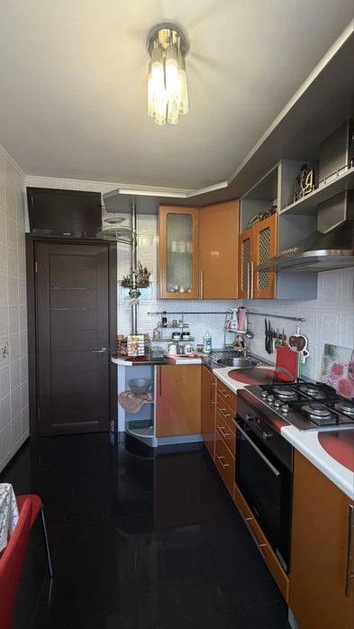 Продаж 3-кім квартири на Польовій з АО