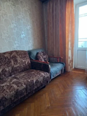 Продам 4-х кімнатну квартиру з Автономкой та зовнішнім  утеп