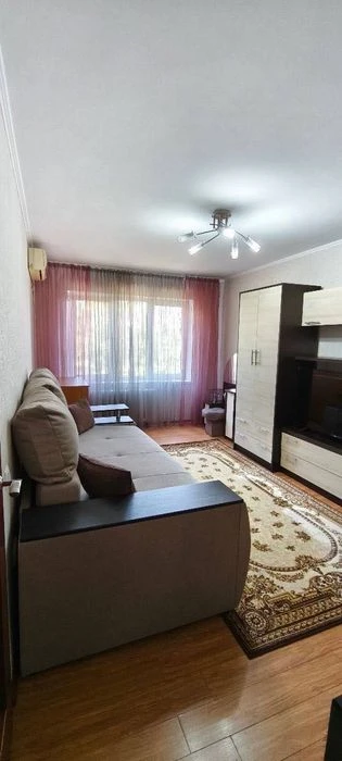 Продаю 1 кім квартиру в центрі