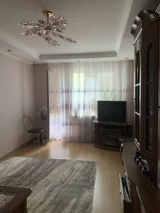Продам 3х кім з АО Полевая р-н сімейного  ринку