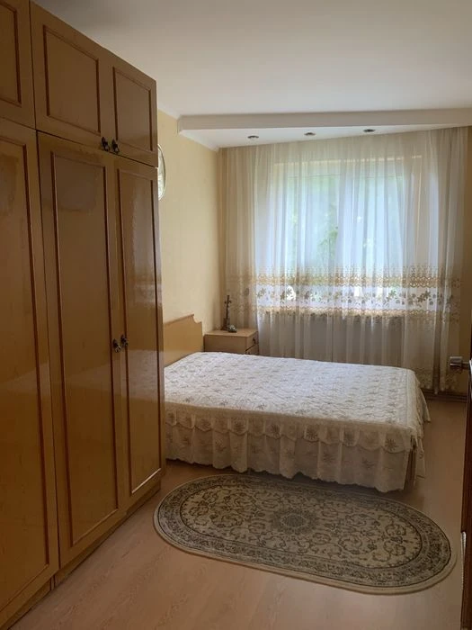 Продам 3х кім з АО Полевая р-н сімейного  ринку