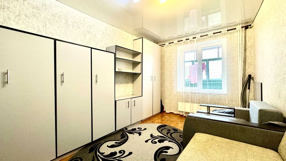 Продаж ОГЛЯДОВОЇ квартири 73 м² р-н Корбутівка