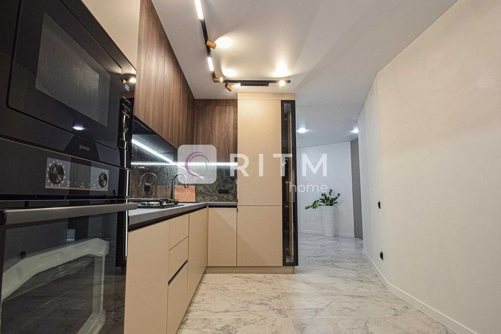 Продаж 3-кімнатної квартири в ЖК «Київський», вул. Київська,