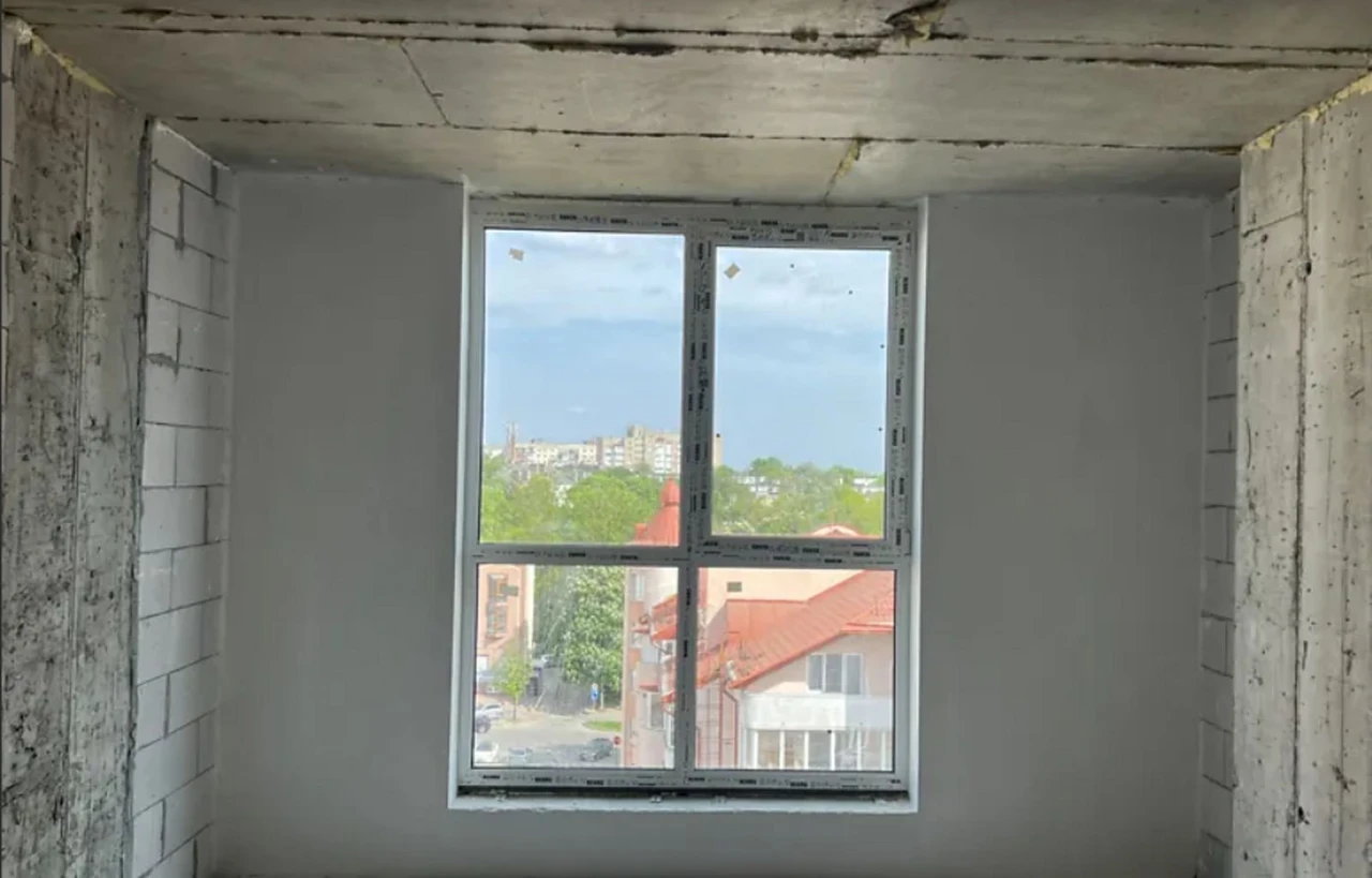 Продаж 2к квартири 67.25 кв. м на вул. Євгена Мєшковського