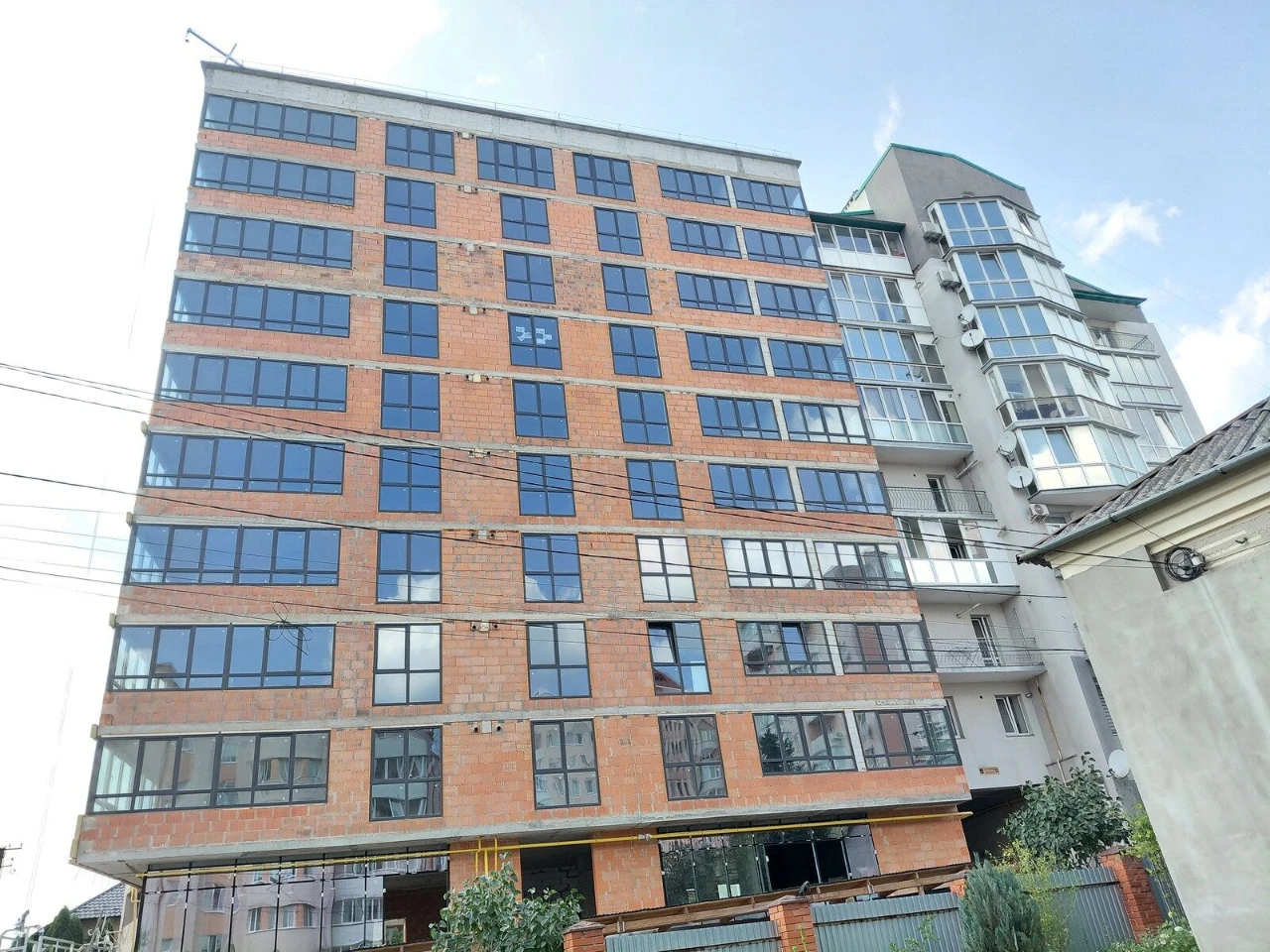 Продаж 2к квартири 67.25 кв. м на вул. Євгена Мєшковського