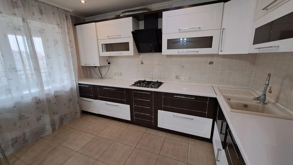 Продаж 5к квартири, вул.Крушельницької, Центр. Тернопіль