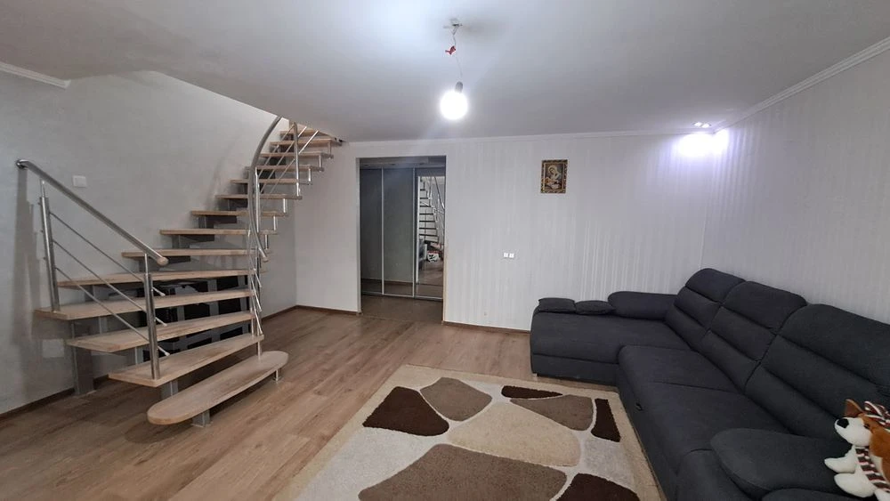 Продаж 5к квартири, вул.Крушельницької, Центр. Тернопіль