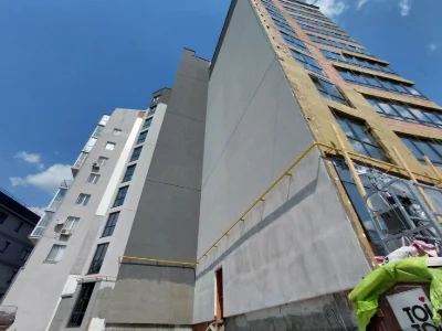 Продається 2 кім квартира 72м.кв вул. Мєшковського