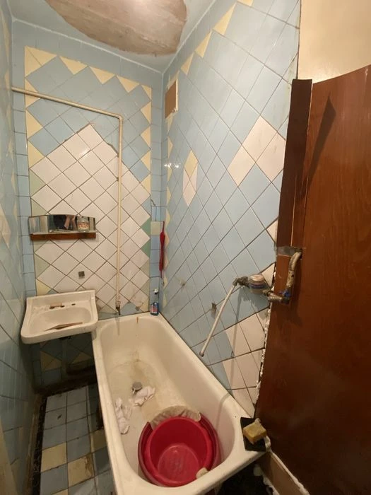Продам 2к квартиру (сталінка) на Тітова / Незалежності, 2/5