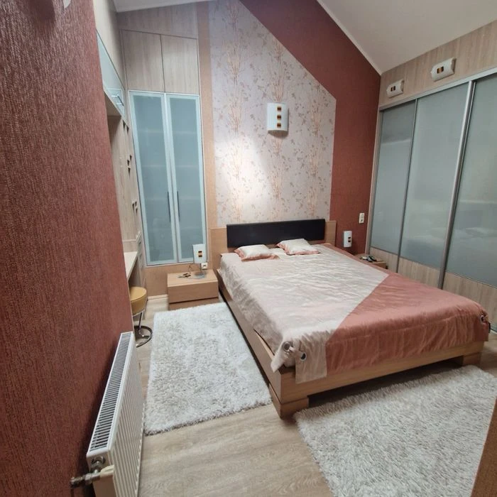 Продається 3 кімнатна квартира в Центрі