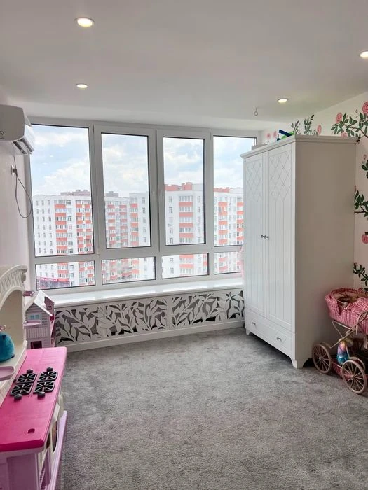 Продаж 3 кімнатної квартири по вул. Київська