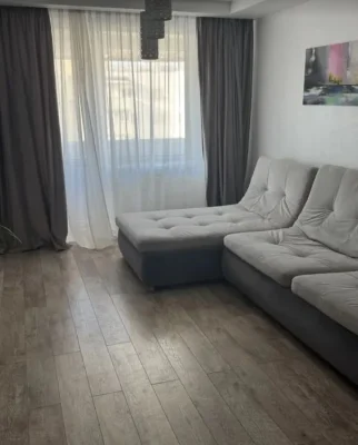 Продаж 4к квартири 140 кв. м на вул. Київська
