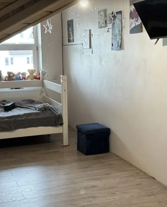 Продаж 4к квартири 140 кв. м на вул. Київська