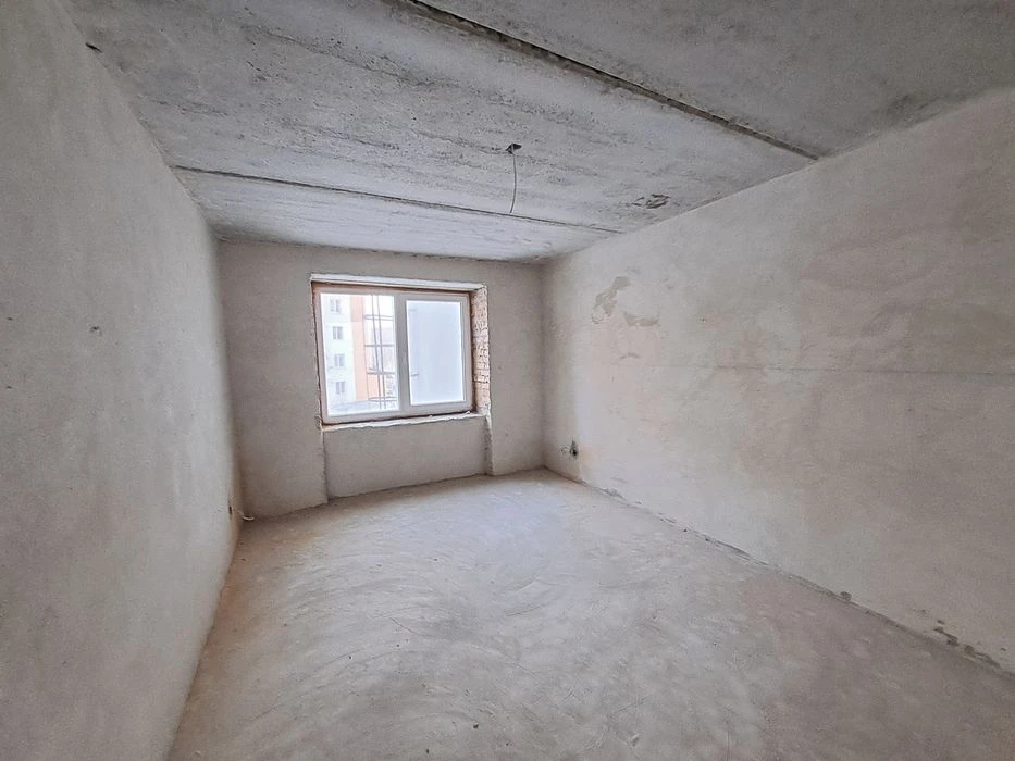 Продаж 3 км.квартири вул.Вербицького