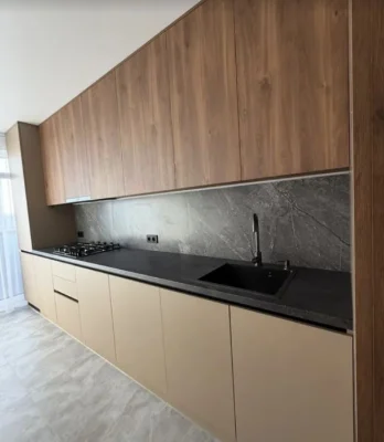 Продаж 1к квартири 47 кв. м на вул. Торговиця