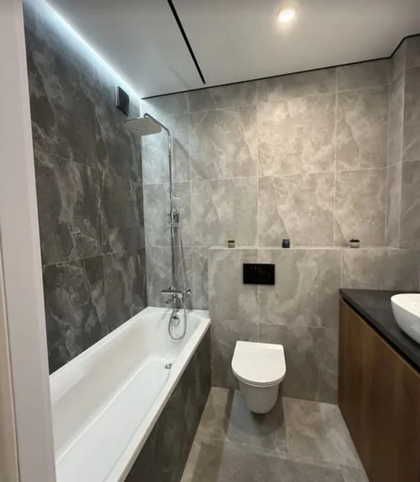 Продаж 1к квартири 47 кв. м на вул. Торговиця