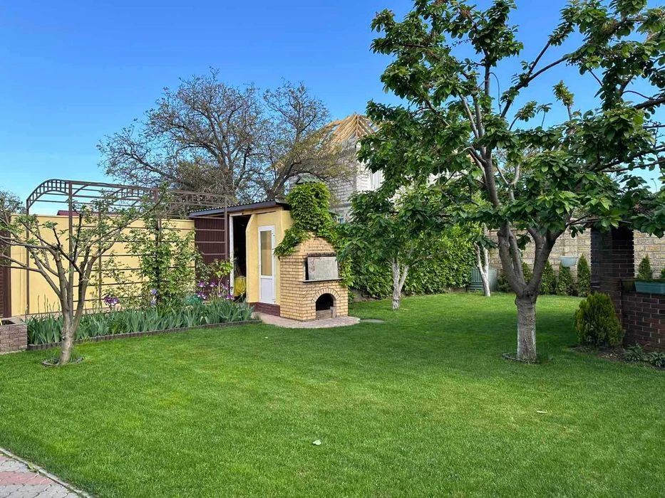 Продам дом 250к.м. , 7соток, АГВ, пер.Сиреньковый/ Рихтер