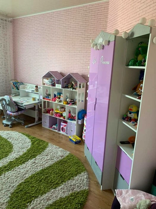 Продам дом 250к.м. , 7соток, АГВ, пер.Сиреньковый/ Рихтер