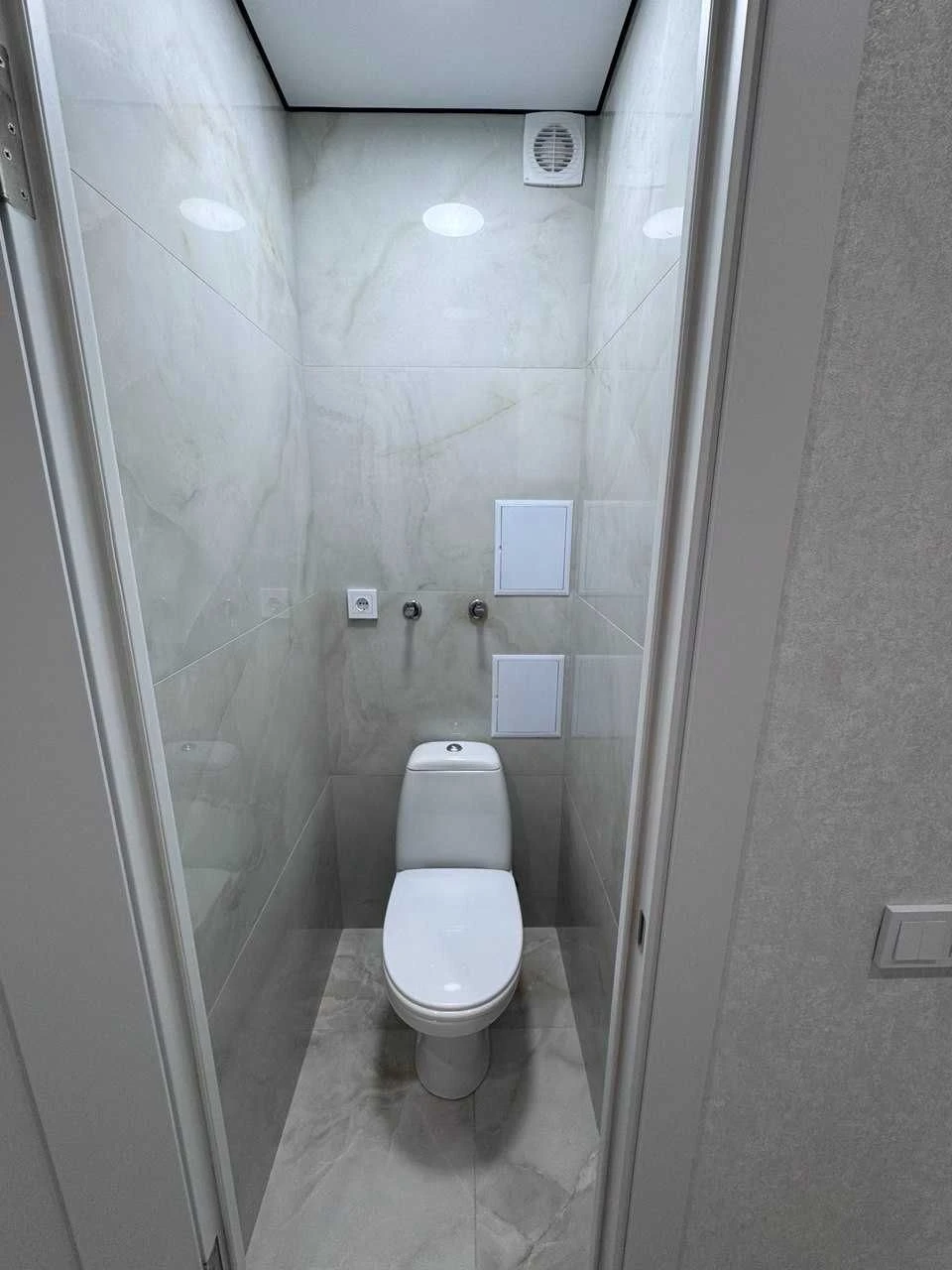 Продам 1к квартиру з сучасним ремонтом.