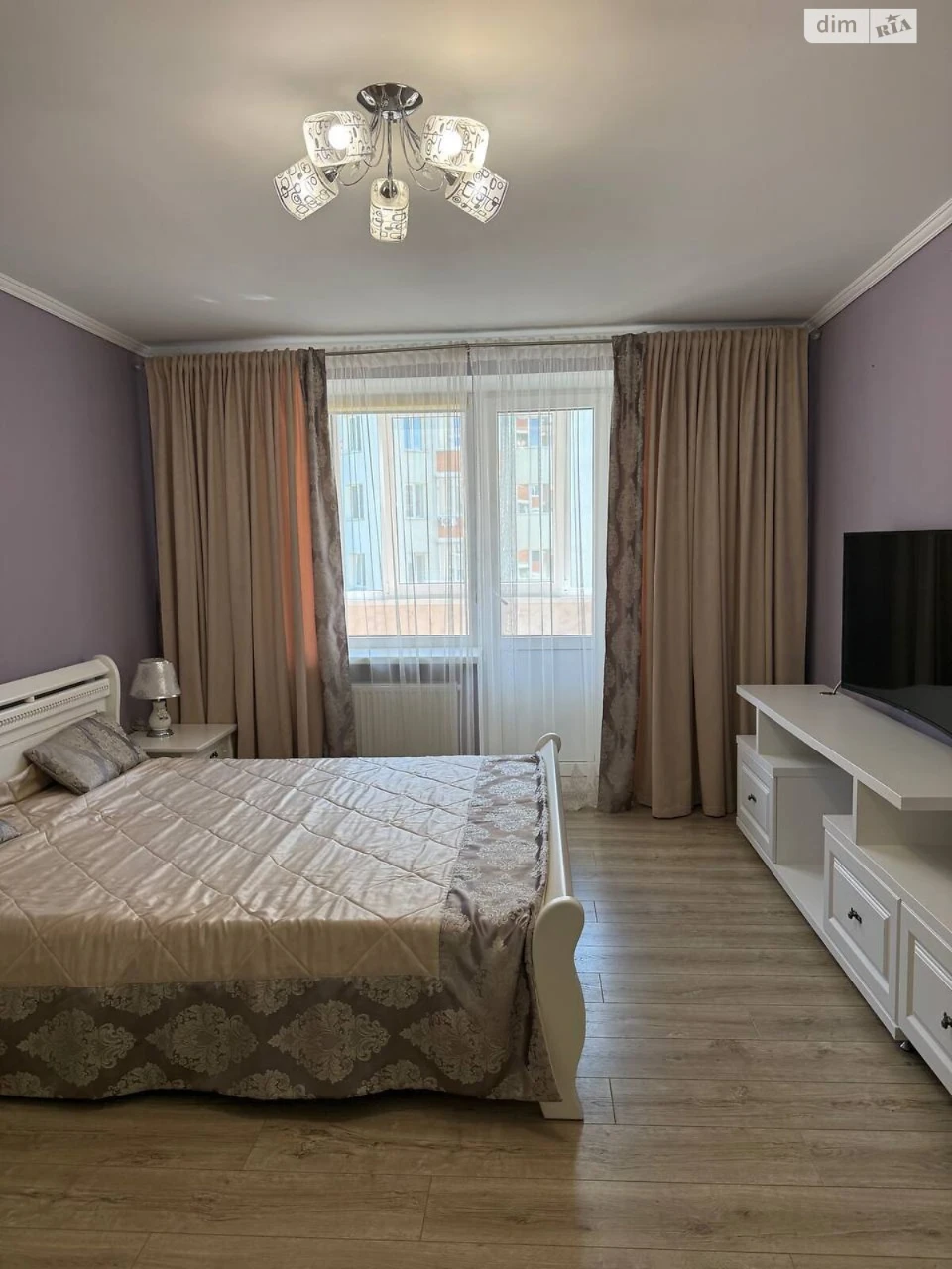 Продаж Квартира Озерна