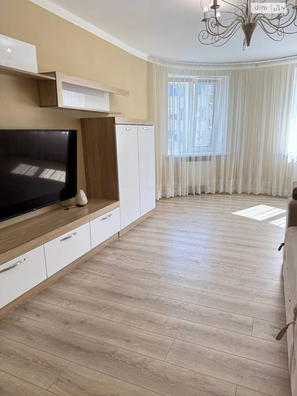 Продаж Квартира Озерна