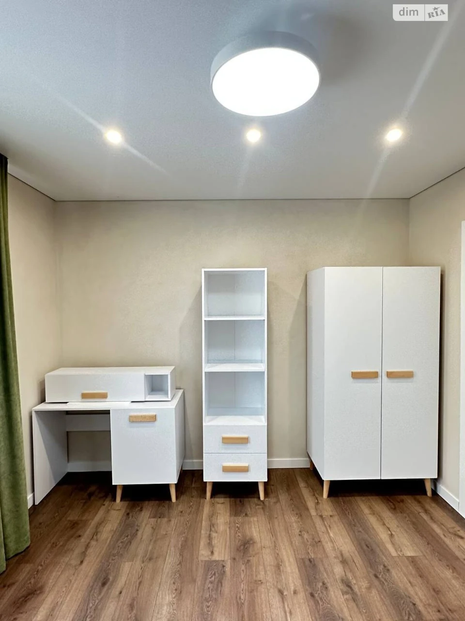 Продаж Квартира Завалля