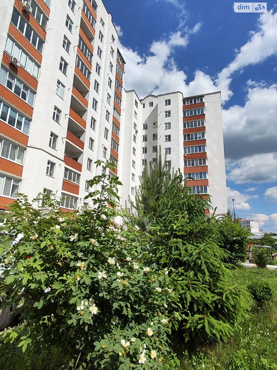 Продаж Квартира Озерна