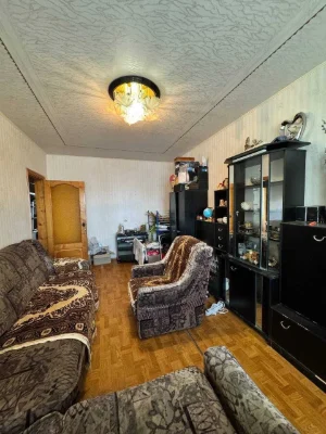 Продам 3к квартиру Озерна, по вул. Залізняка