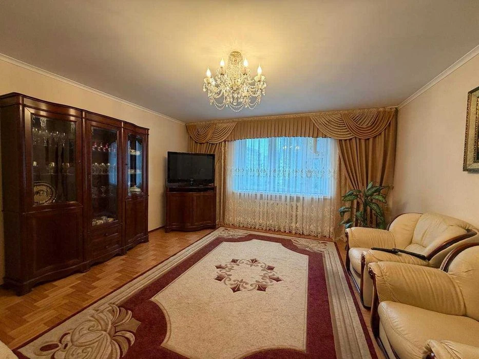 Продаж 3к квартири в Центрі міста
