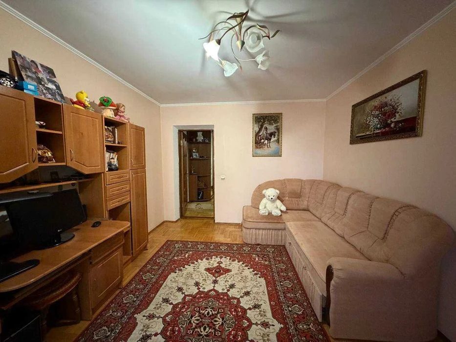 Продаж 3к квартири в Центрі міста