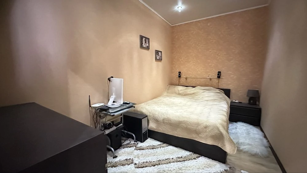 Продаж 2к в новобудові . Індивідуальне опалення. Ремонт.