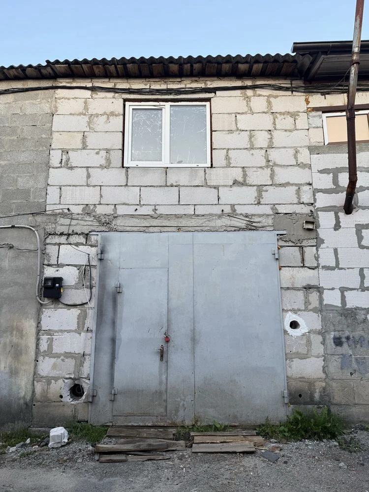 Гараж , 2 поверхи,підйомник 4т., ГК «Світанок»,Житомир