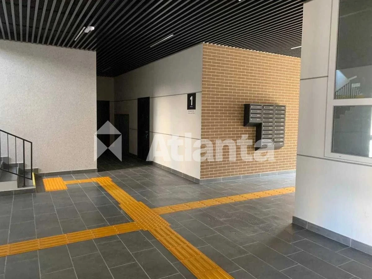 Продаж 1-кімнатної квартири 44.8 м² у ЖК «Містечко Брама» |